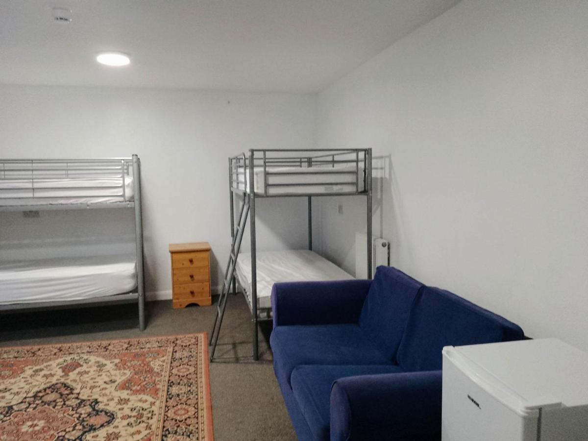 Dolphins Backpackers Hostel Tintagel Exterior photo