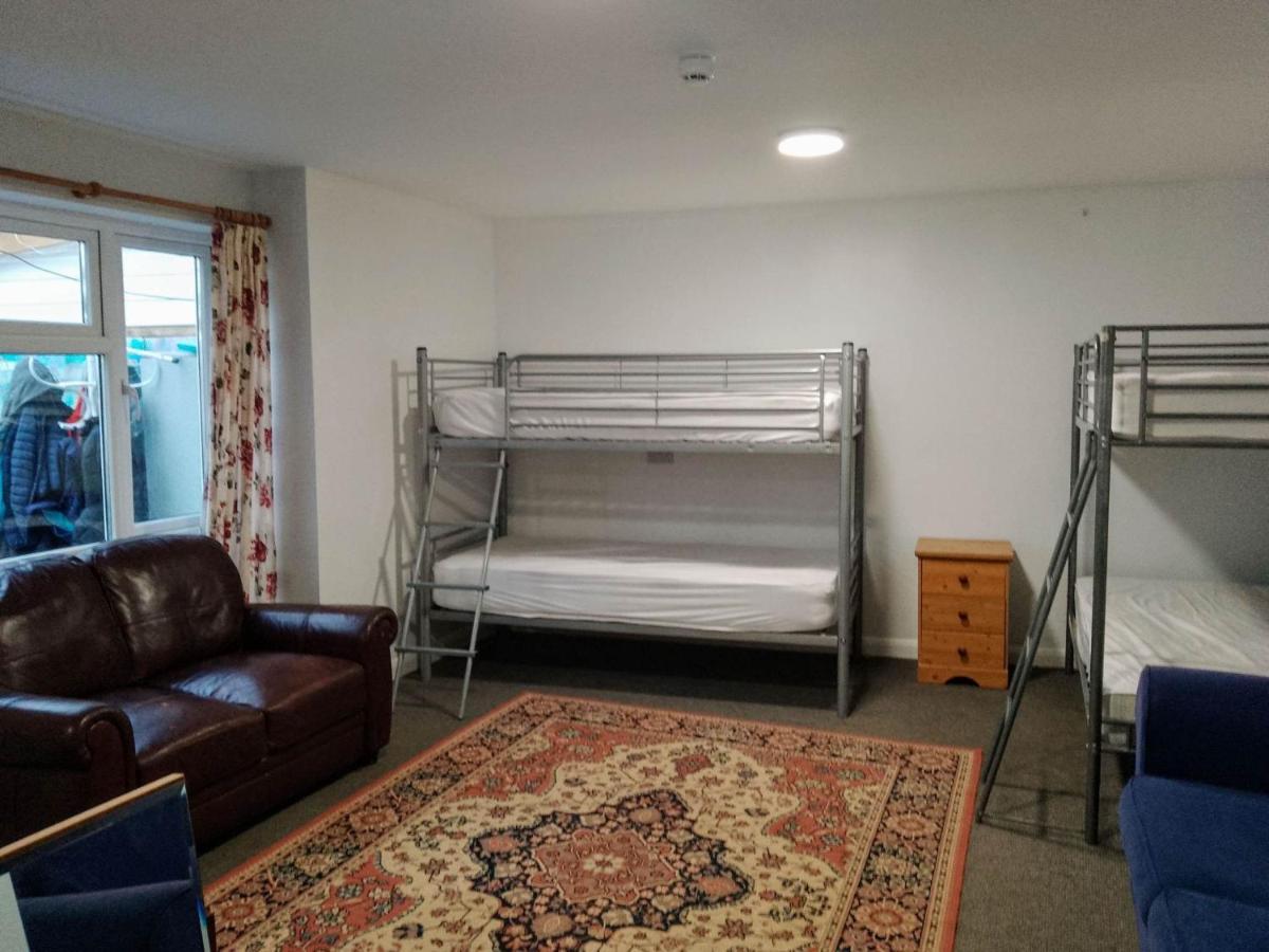 Dolphins Backpackers Hostel Tintagel Exterior photo
